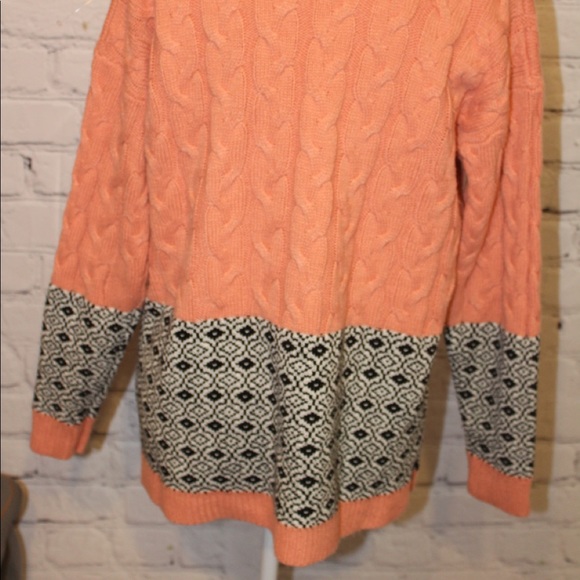 Urban Outfitters Staring at Stars Aztec Cable Knit - Picture 2 of 4